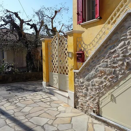 House Versilia Luca E Giada, 5 Chilometri Da Dei Marmi! Hébergement de vacances