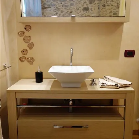 House Versilia Luca E Giada, 5 Chilometri Da Dei Marmi! Holiday home